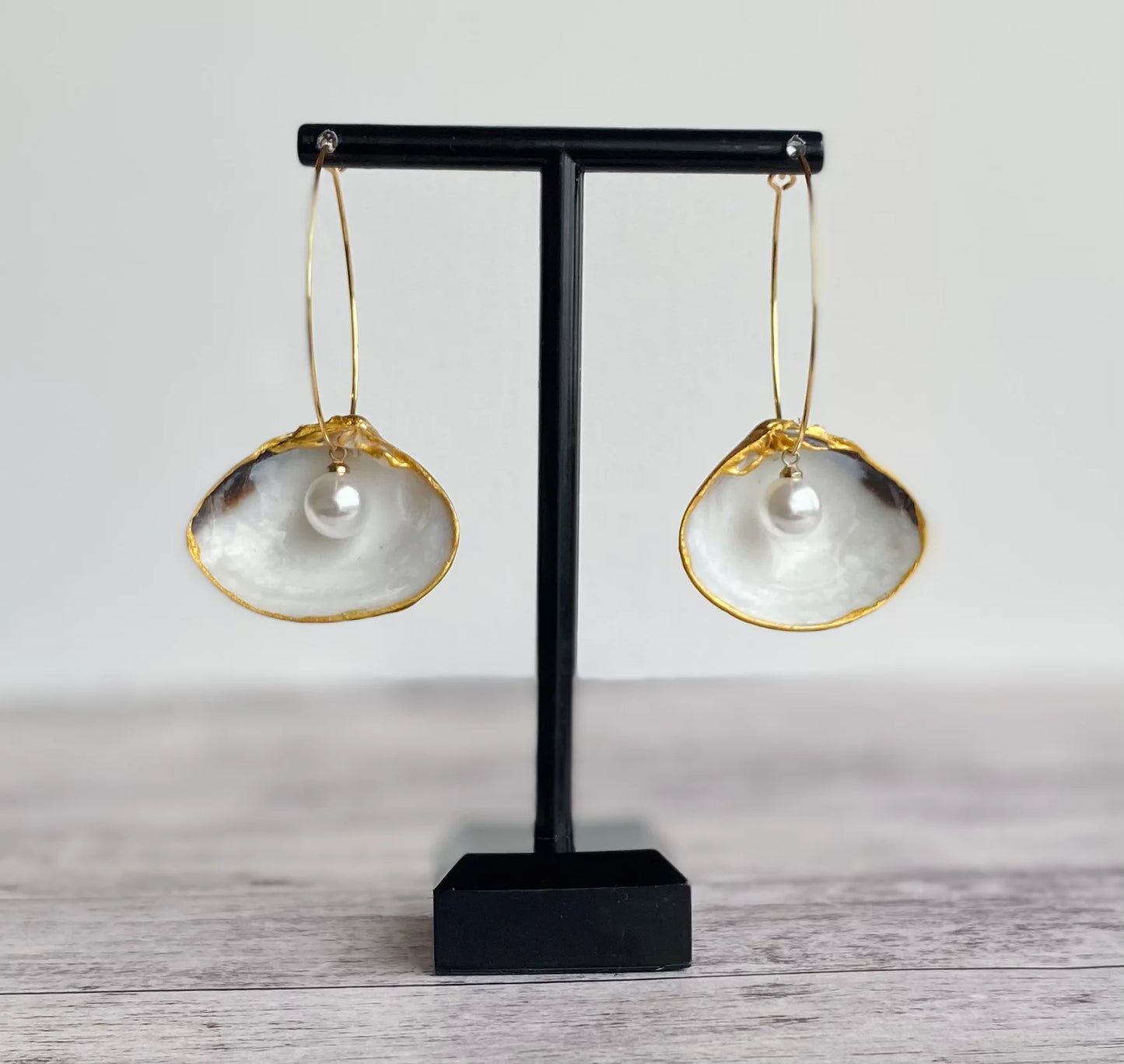 Cockle Shell with Pearl Earrings