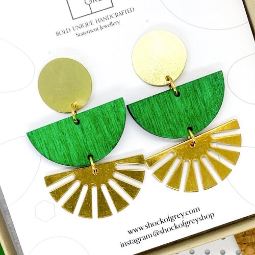 Jenny Fan Earrings in Emerald Green