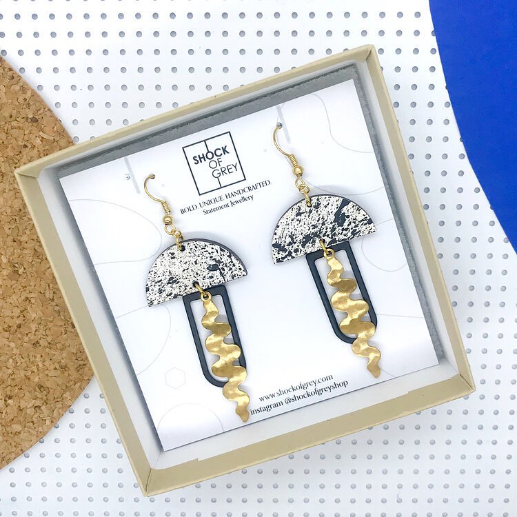 Setho Earrings in Spattered White and Black