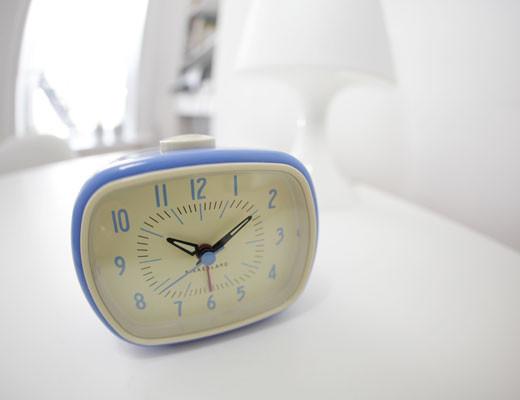 Retro Alarm Clock (Blue)