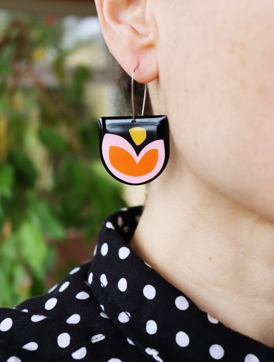 Flor Earrings Black, Pink, Orange and Yellow